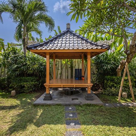 Kalm Bali Hotel Canggu Exterior foto