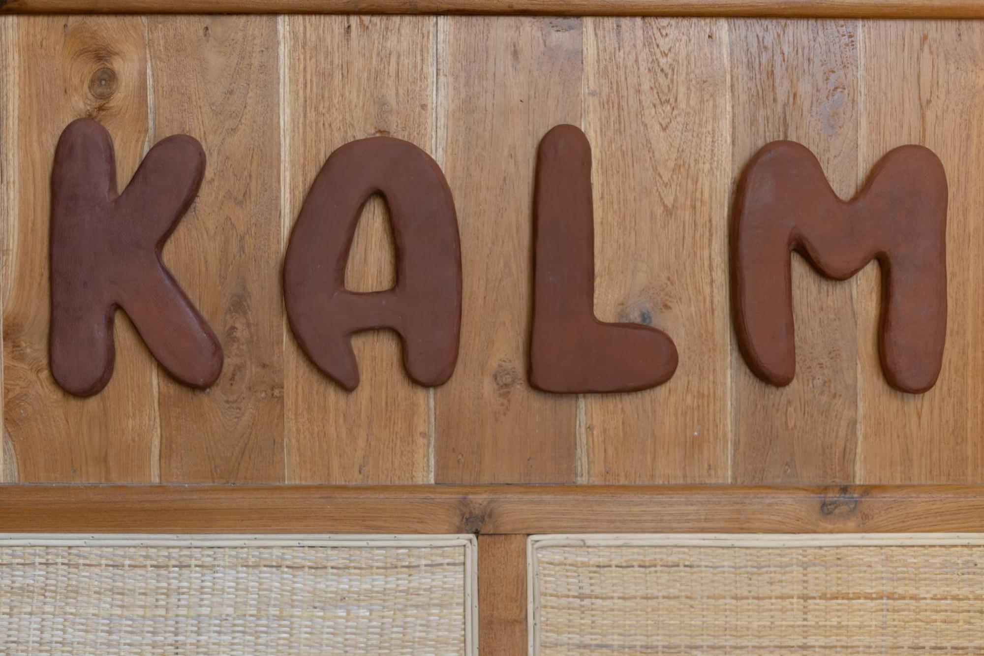 Kalm Bali Hotel Canggu Exterior foto